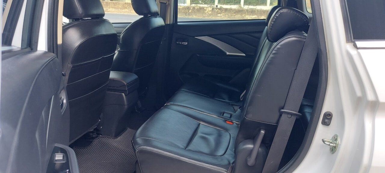 Nội thất hàng ghế thứ 2 xe Xpander 2020 số tự động